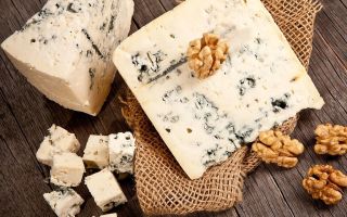 Miksi homeinen juusto on hyödyllinen ja voidaanko sitä syödä?